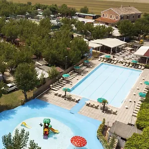 Classe Village Camping